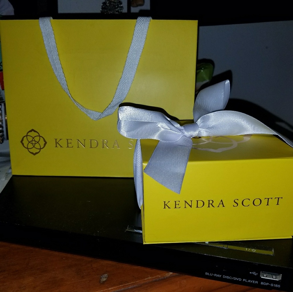 Kendra Scott Earrings